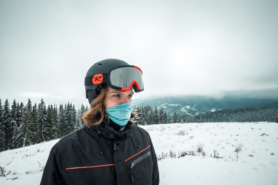 Quel masque de ski choisir quand on porte des lunettes